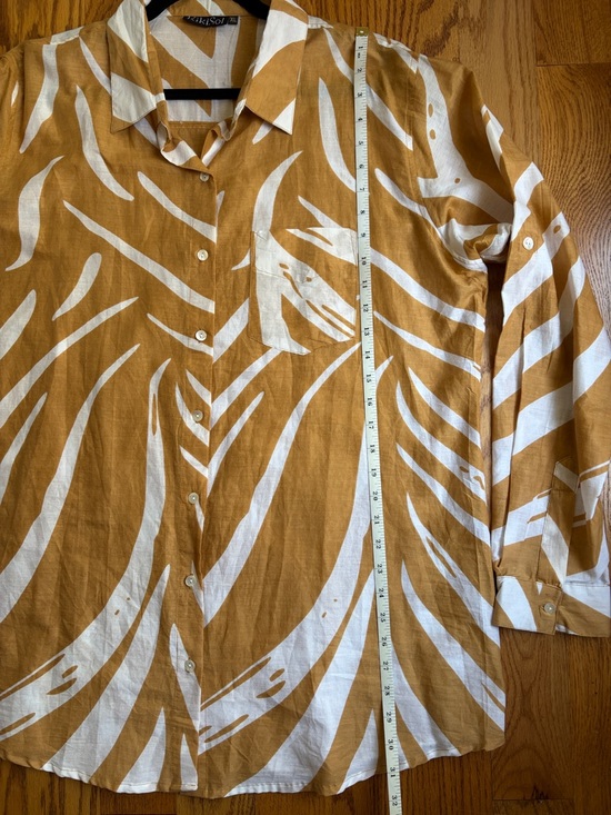 KikiSol Women's Mustard & White Tiger Printed Button-Up Blouse Boyfriend Shirt - Picture 5 of 9